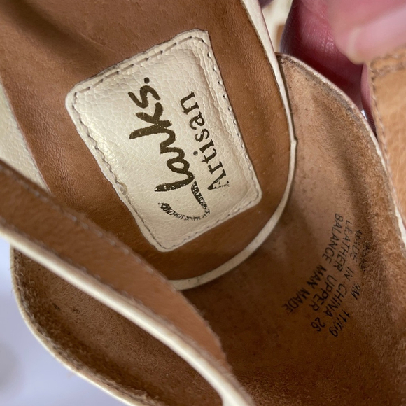 Clarks Cream Women's Wedge Sandals - Picture 6 of 6